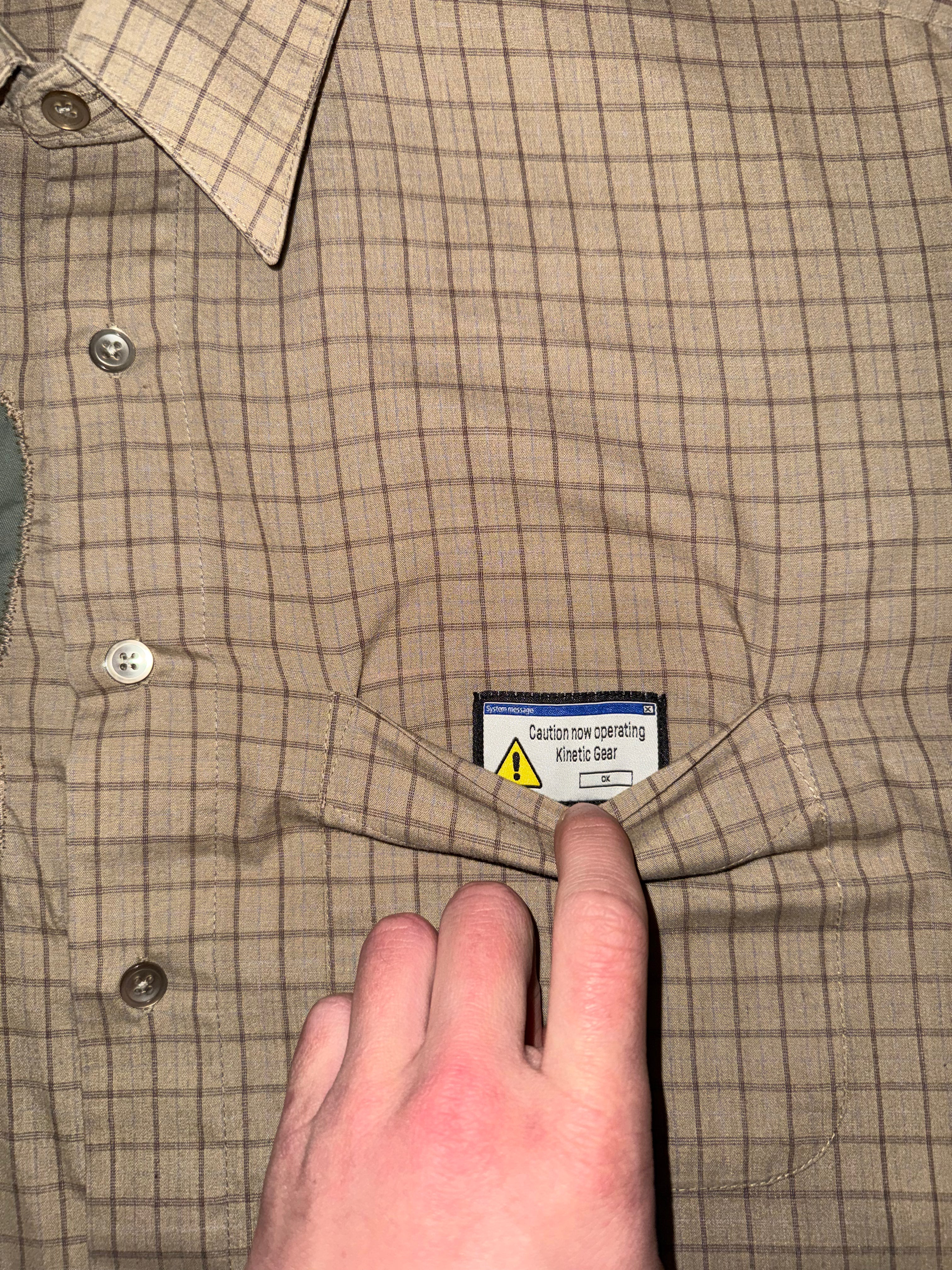 Walkman Button Up
